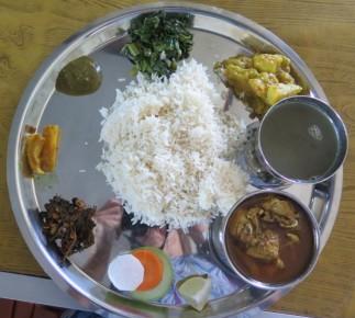 Nepalilainen juhla-ateria 6.10. Piippolan seurakuntakodilla